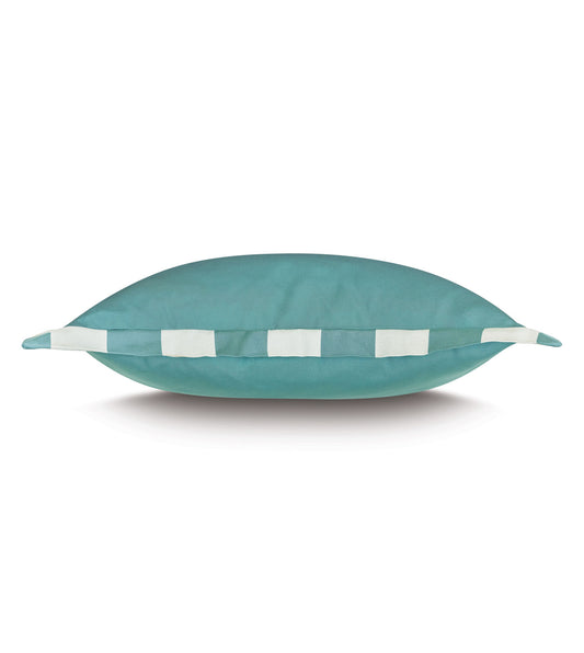 SAIL FLANGE DECORATIVE PILLOW IN SKY