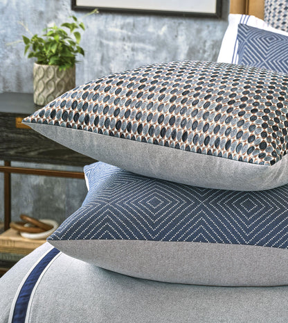 COLT DIAMOND DECORATIVE PILLOW