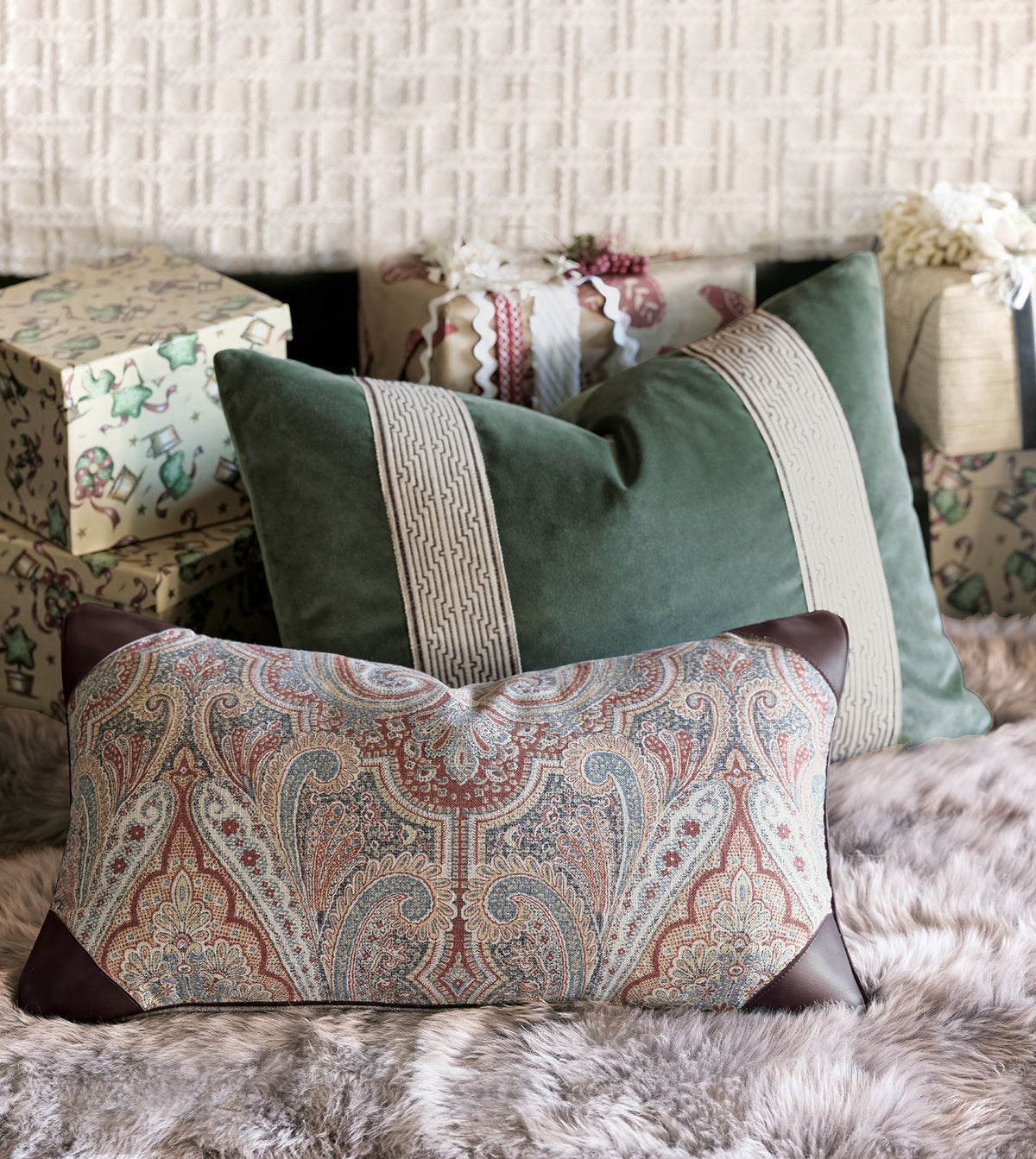 Echo Trim Applique Decorative Pillow