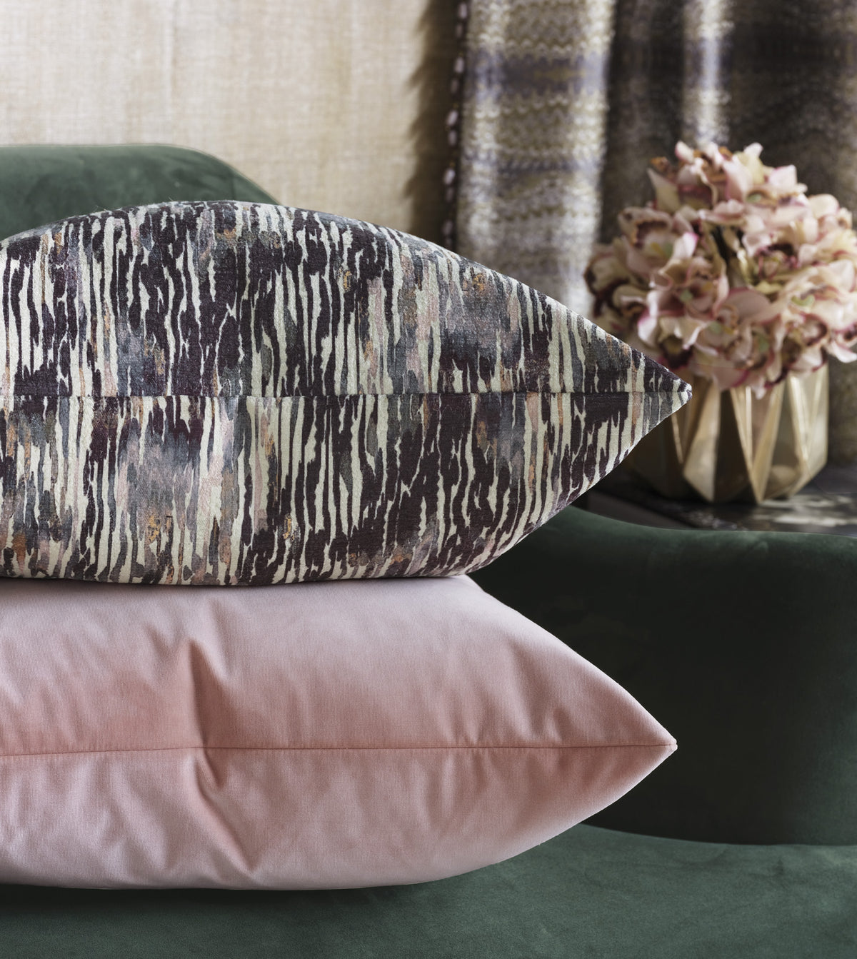 Uma Velvet Decorative Pillow In Pink