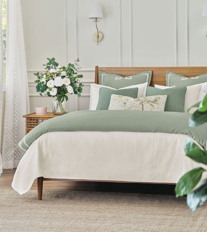 Matera Pique Coverlet in Ivory