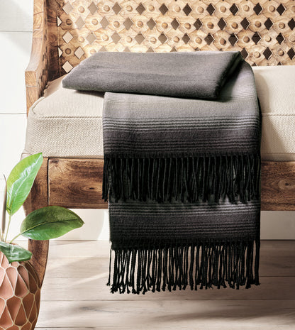 Paola Wool Throw