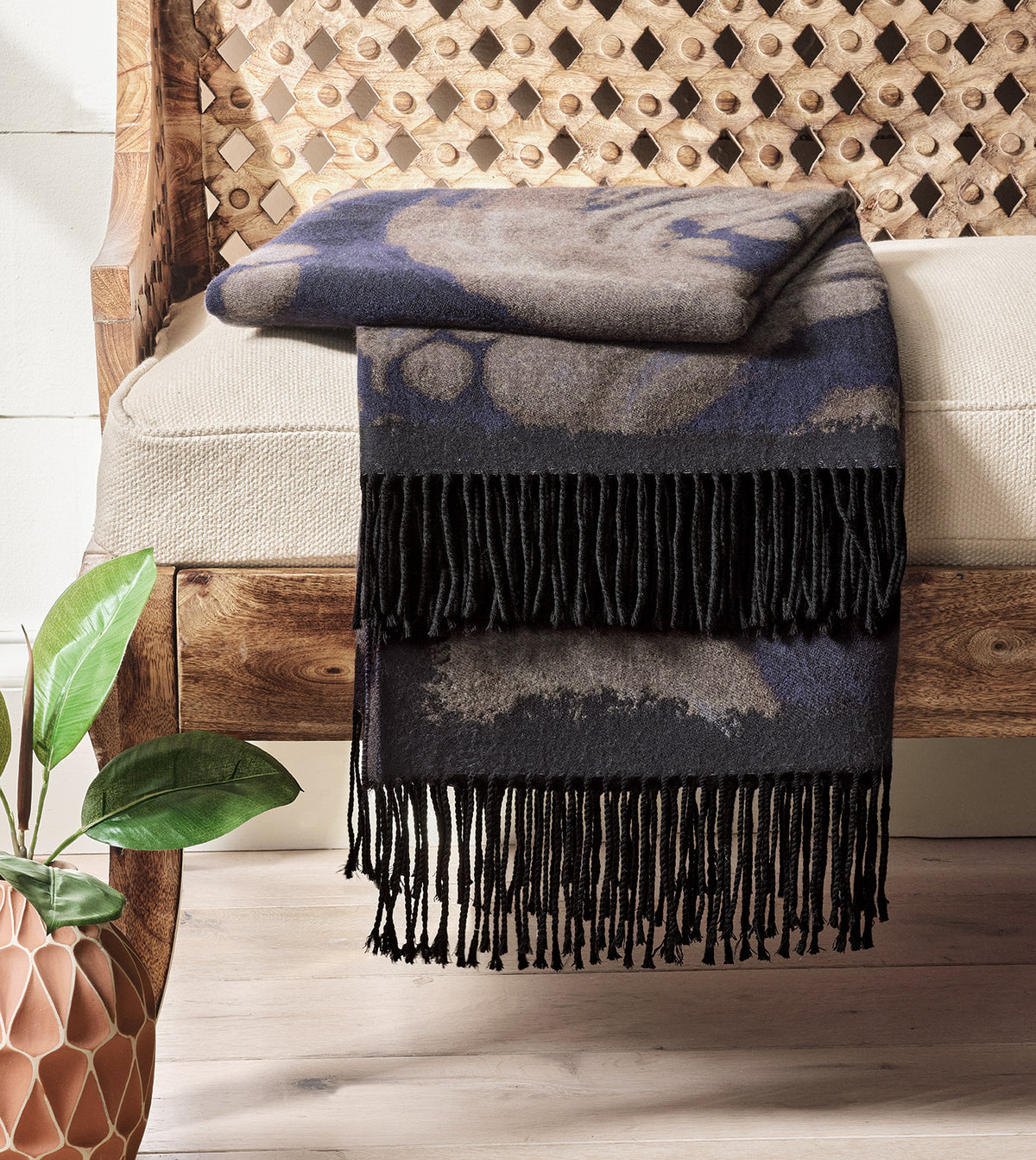 Luisa Wool Throw
