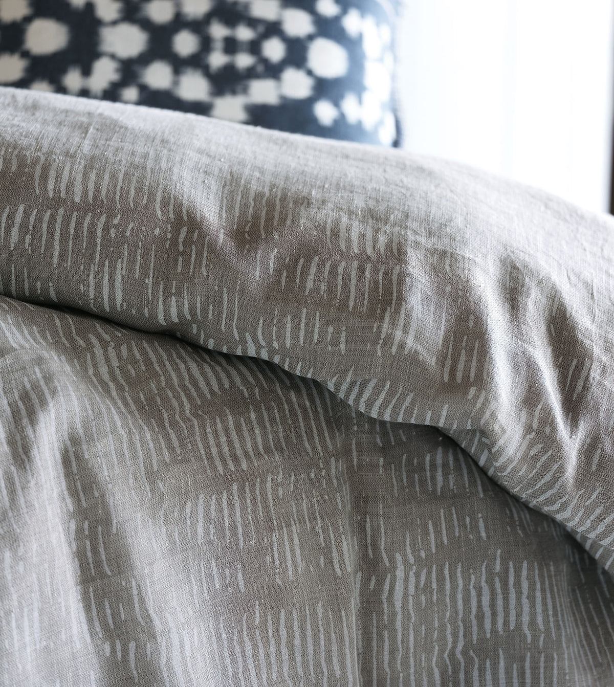 Saya Abstract Duvet Cover