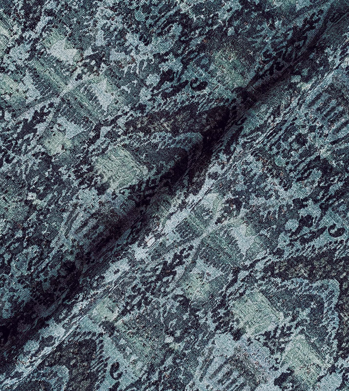 Chaucer Emerald