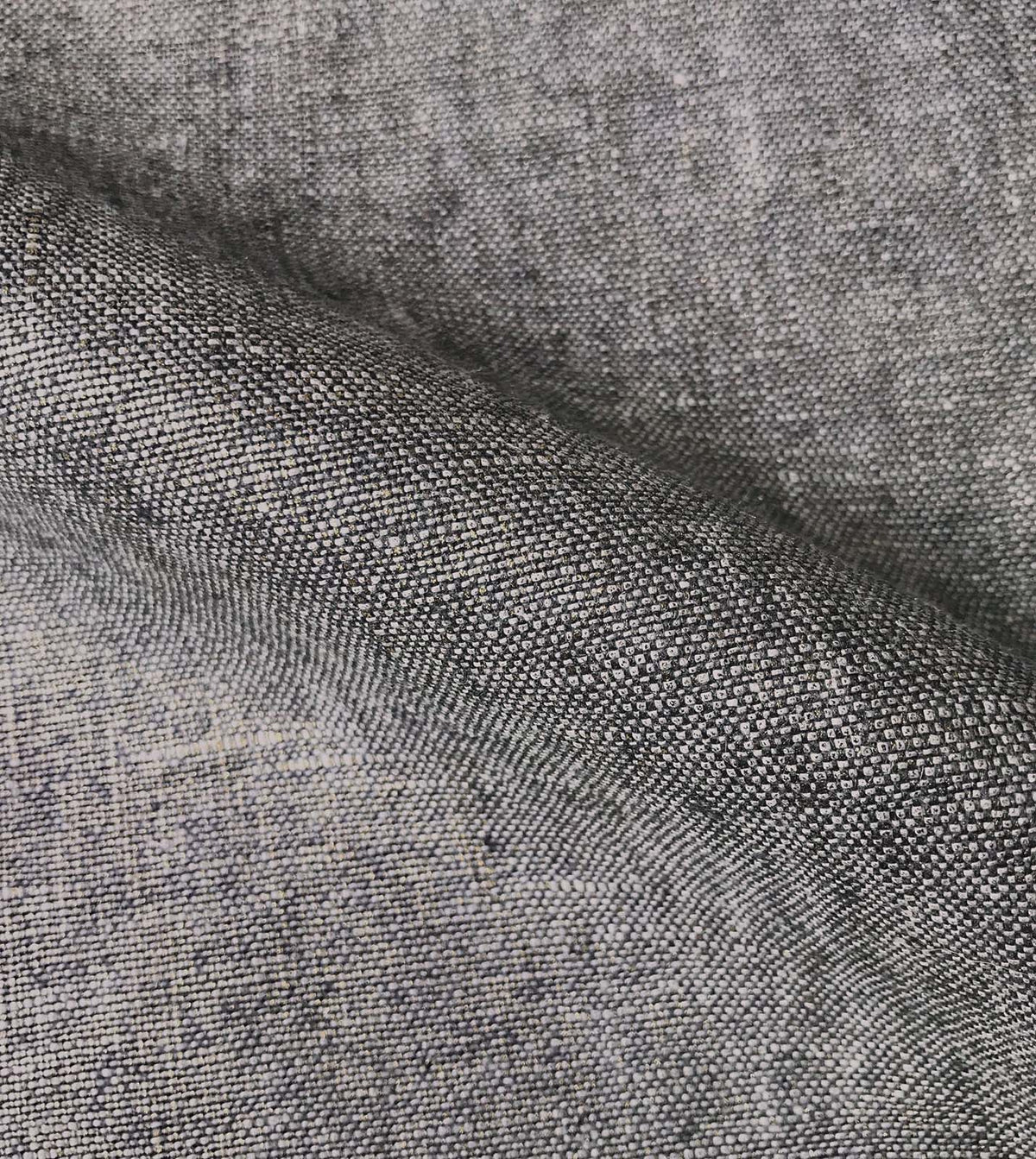 Leonis Metallic