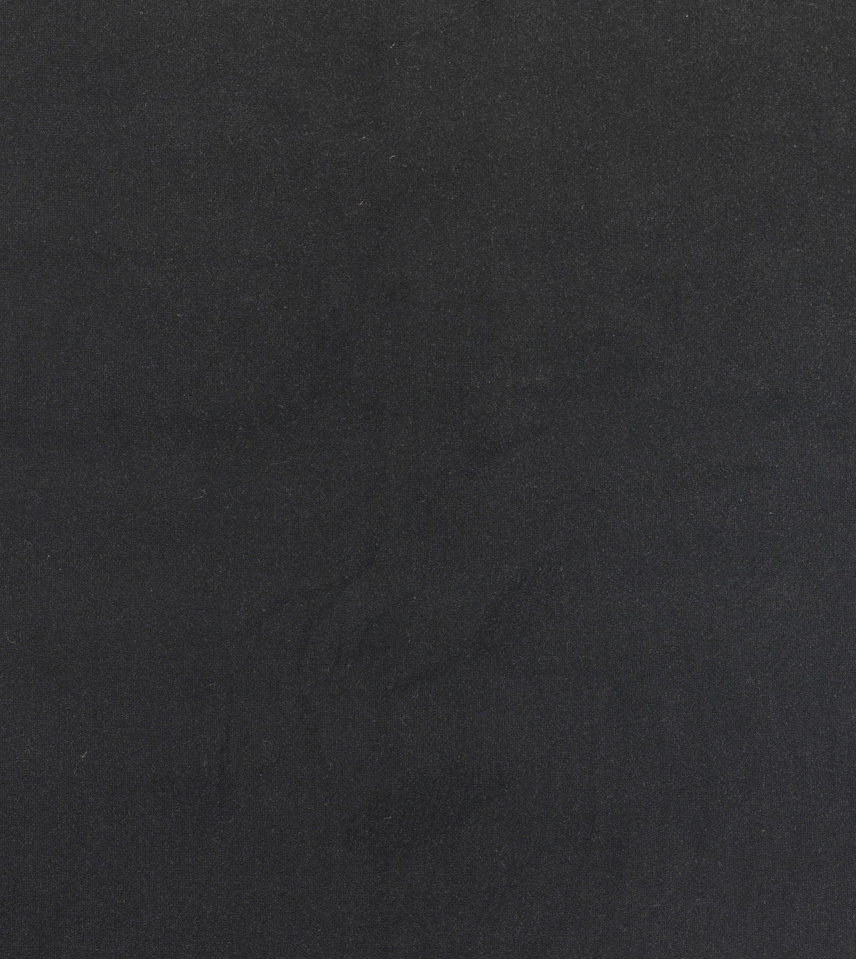 Uma Charcoal