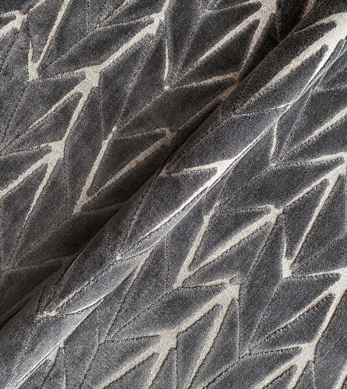 PHASE GRAY