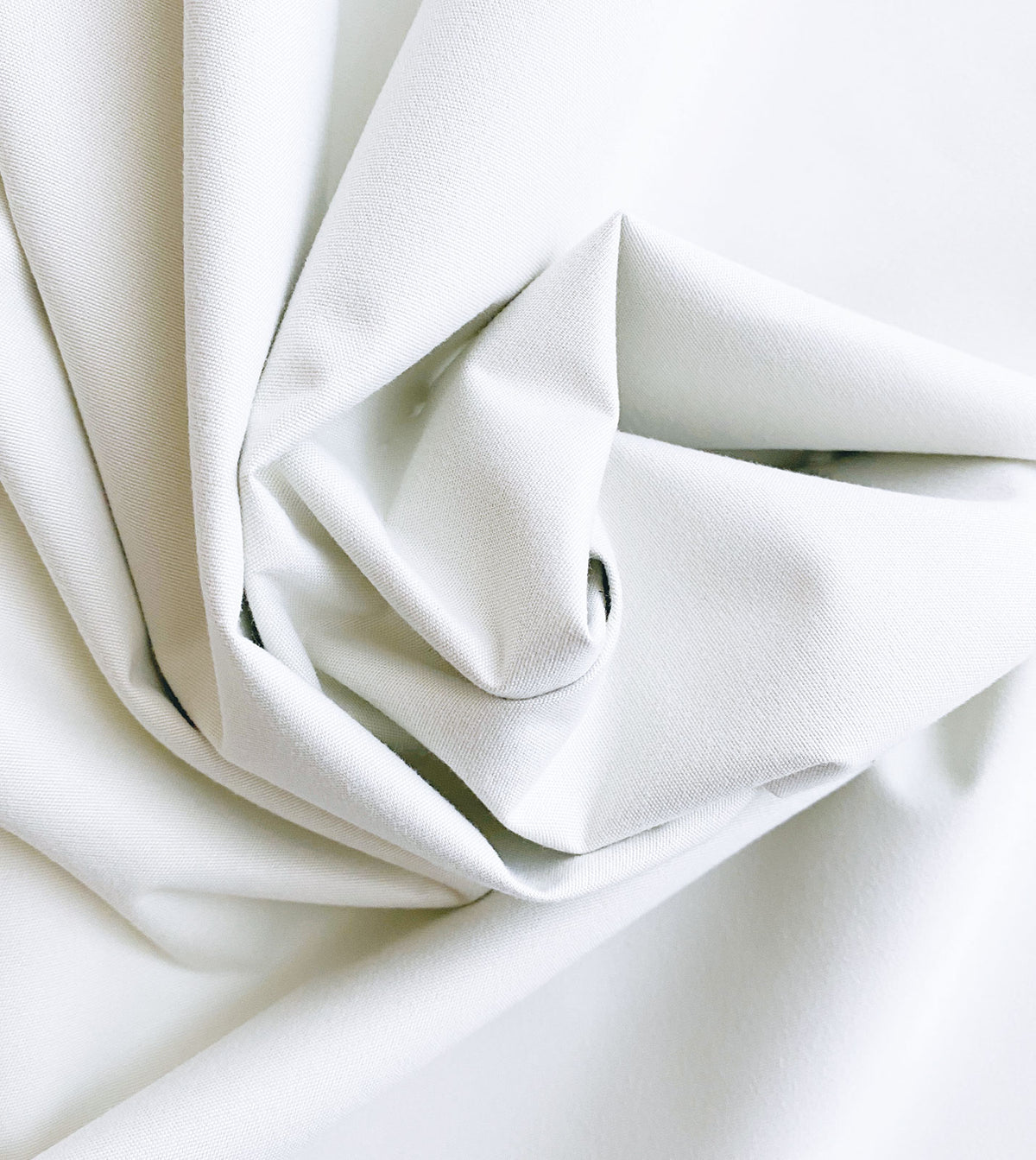 CAELUM BLACKOUT DRAPERY LINING IN WHITE