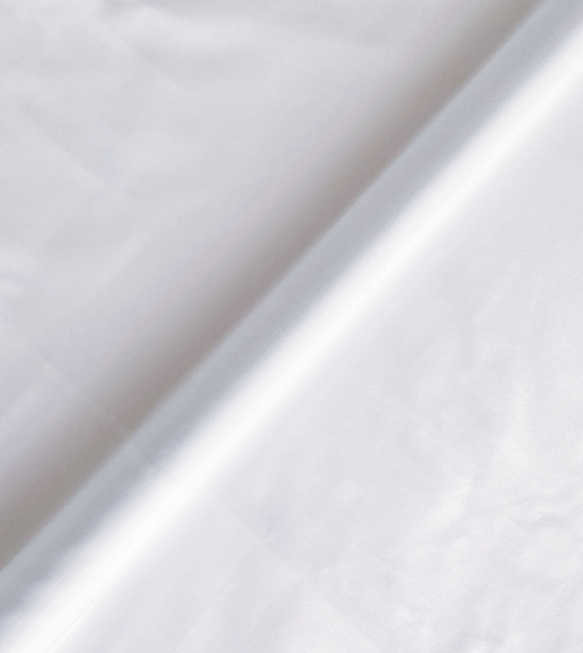 Lusso White