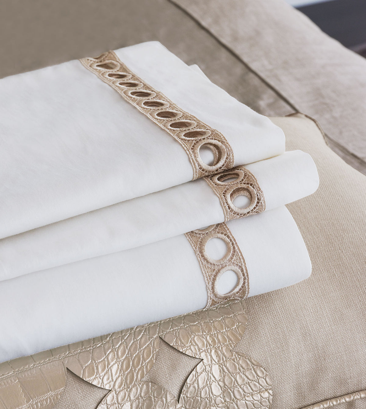Celine Lace Flat Sheet in Champagne