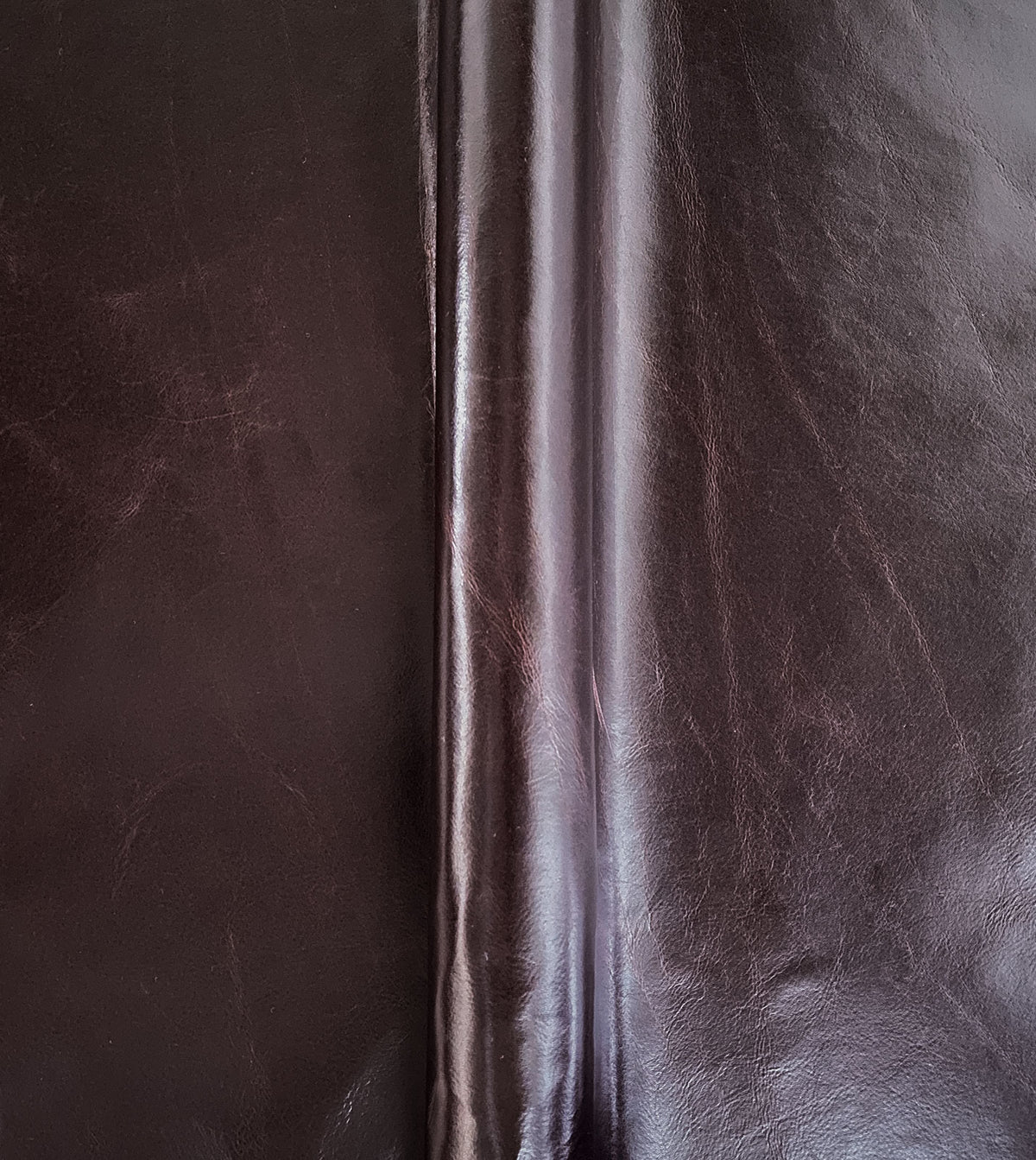 TUDOR MAHOGANY LEATHER HIDE FULL