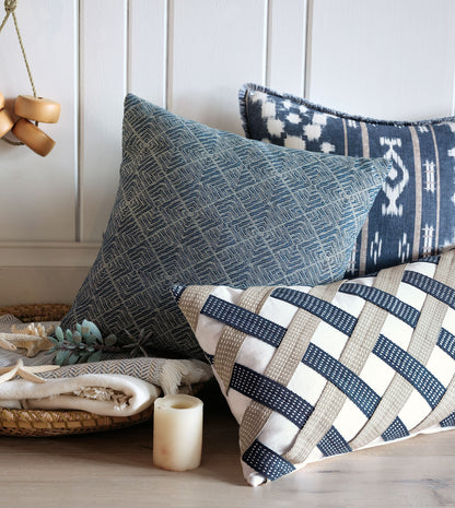 Saya Woven Decorative Pillow