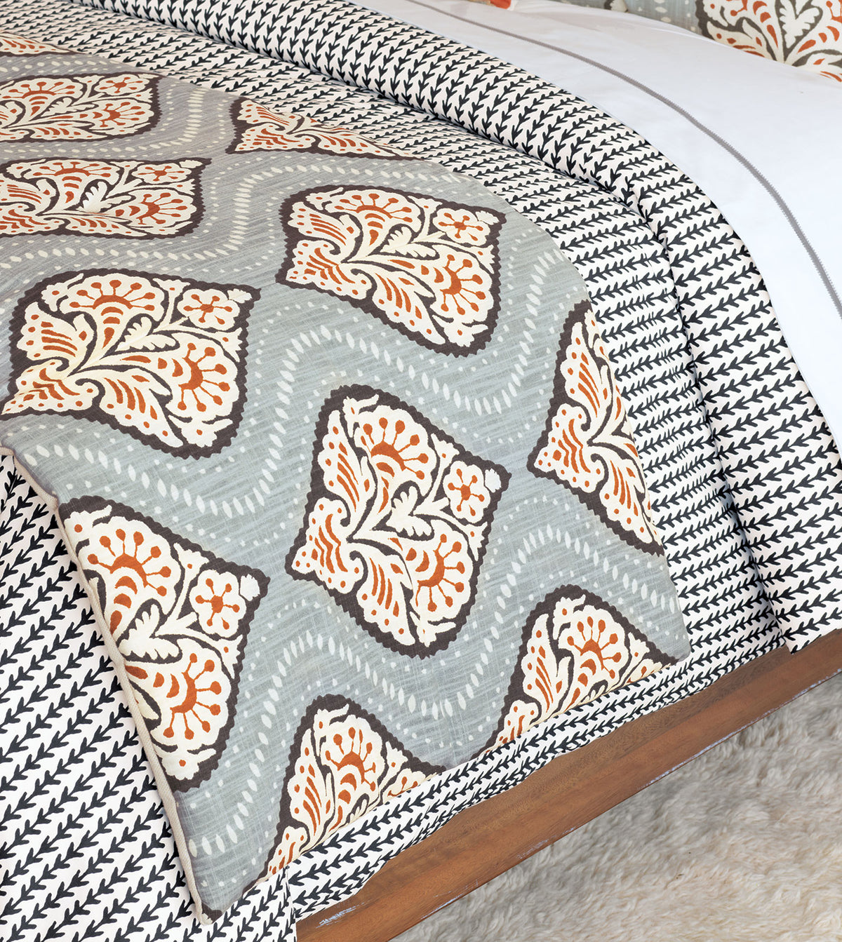 Bowie Ogee Bed Scarf