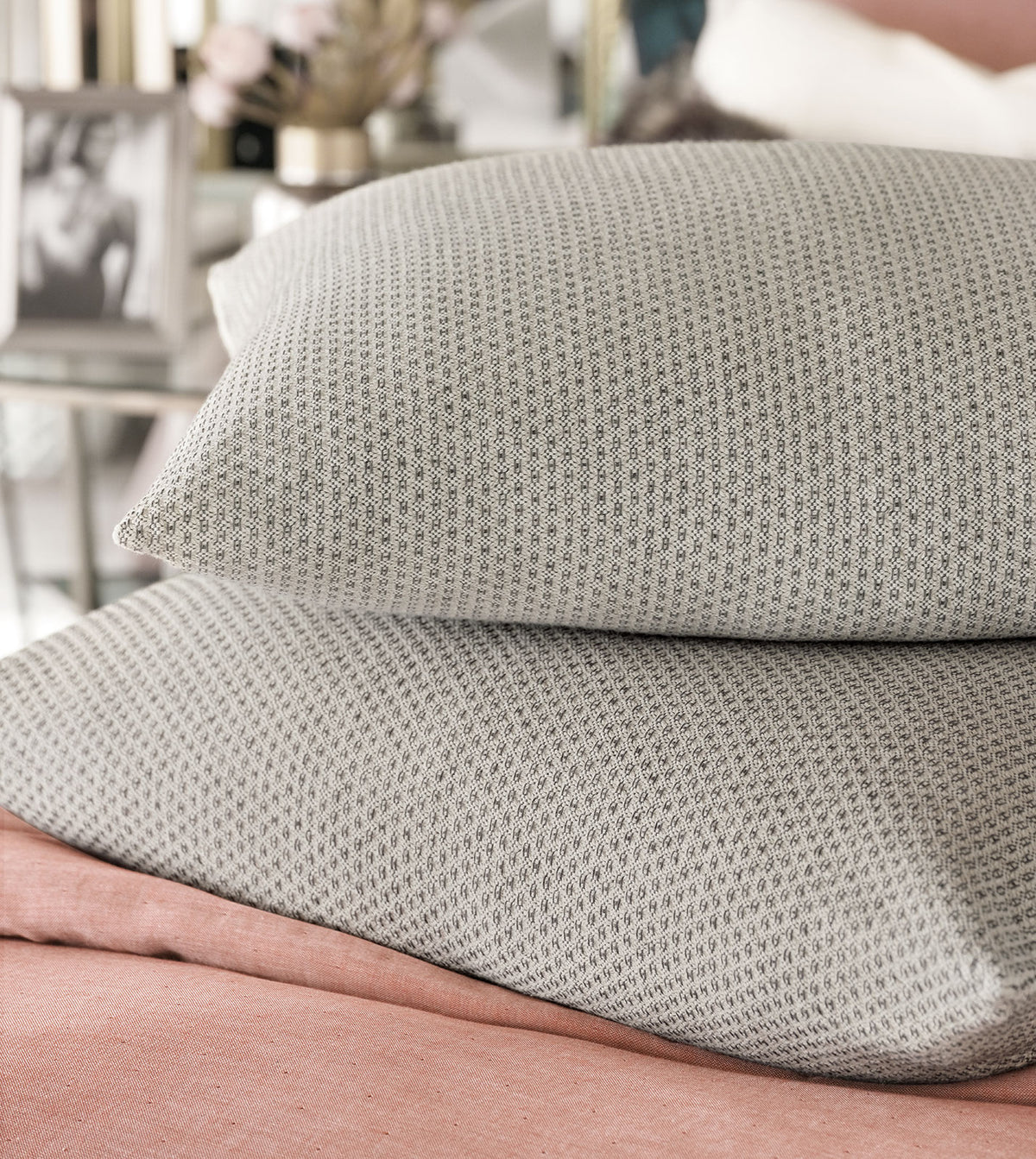 Izaro Woven Standard Sham